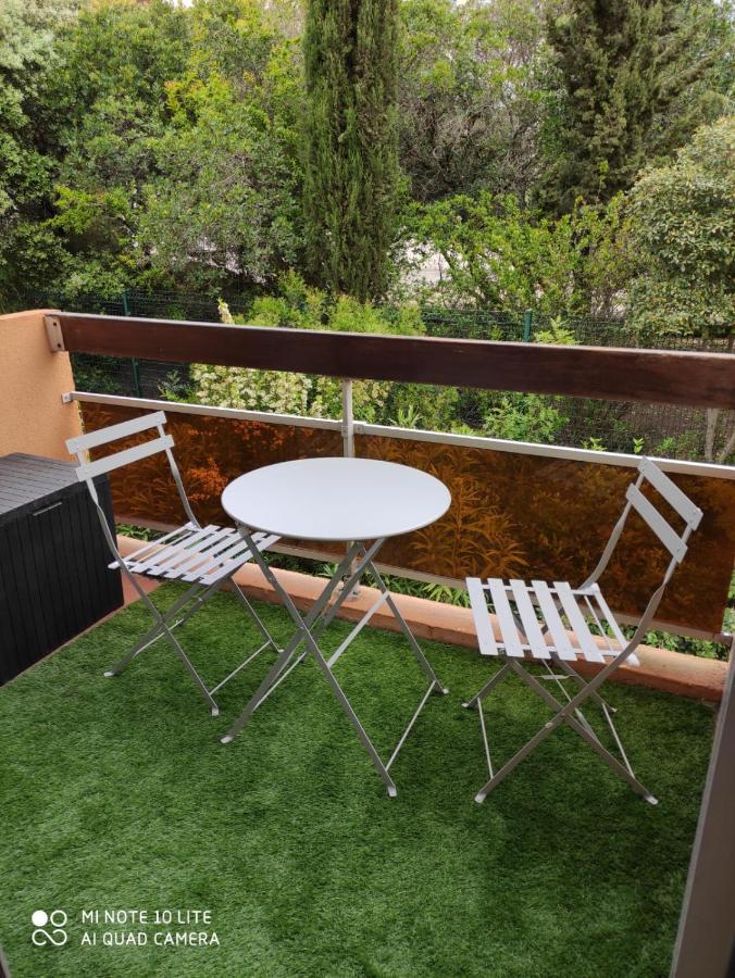 Ferienwohnung La Desirade Avec Parking- Port - Wifi Couchage En 160 Neuf Agde Exterior foto